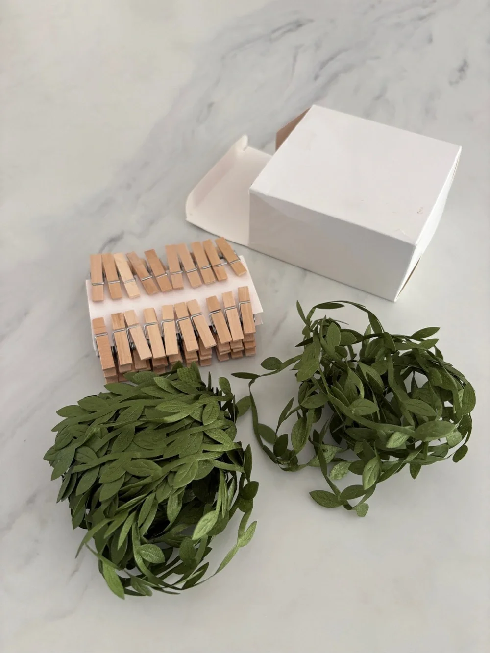 Mini Wooden Clothespins with Green Leaf Garland for Home Party Decor